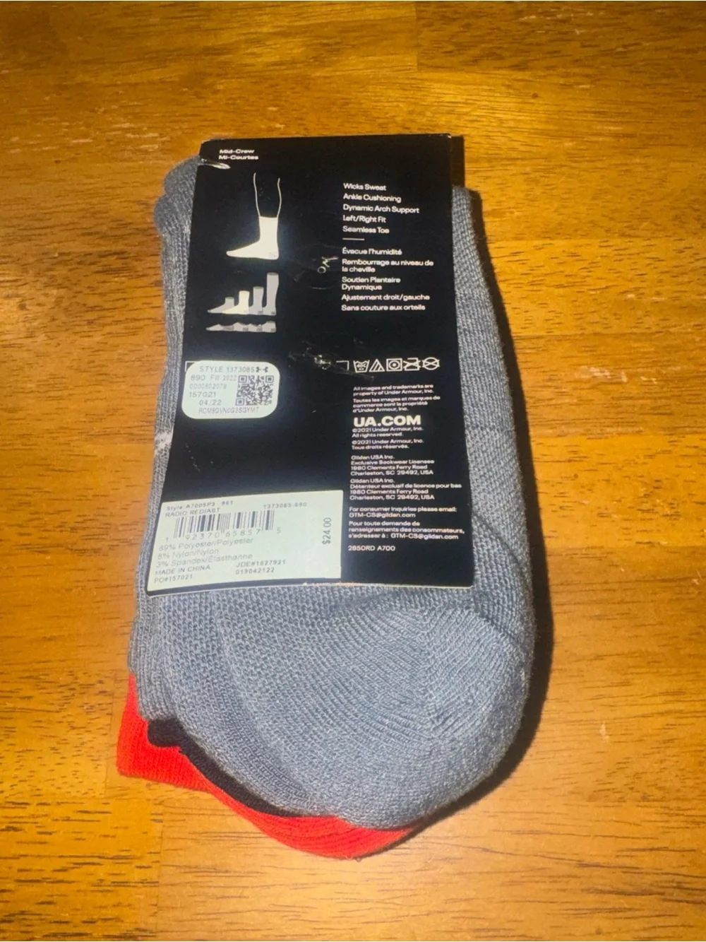 Under Armour 3-Maker 3 Pair Mid Crew Socks L Red Black Gray Men’s New With Tags